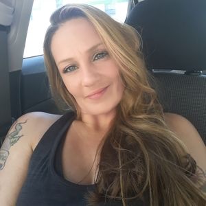 Meet your Posher, Laycie